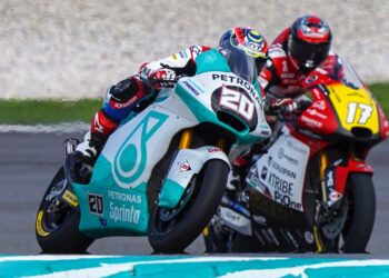 AZROY Hakeem sewaktu beraksi pada sesi kelayakan Moto2 Grand Prix Motosikal Malaysia di Litar Antarabangsa Sepang, Sepang, hari ini. - FOTO: SHIDDIEQIIN ZON