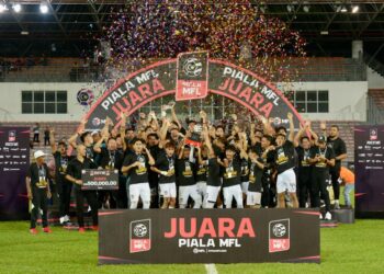 TERENGGANU FC II muncul juara Piala MFL selepas menumpaskan JDT II di pentas final.