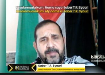 TANGKAP layar klip video ucapan Saber T.R. Syouri yang ditayangkan pada majlis Idul Ilmi Konvokesyen ke-15 UniSZA, Kuala Nerus hari ini.