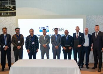 MENTERI Sumber Asli dan Perubahan Iklim, Nik Nazmi Nik Ahmad menyaksikan majlis pemeteraian kerjsama strategik antara UEM Edgenda dan Kumpulan KAIZEN semasa COP28 di Dubai.