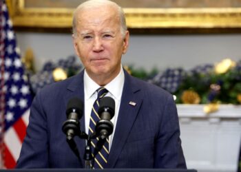 JOE BIDEN 