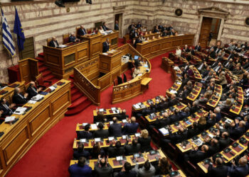 PERDANA Menteri, Kyriakos Mitsotakis berucap di hadapan wakil rakyat menjelang pengundian mengenai Bajet 2024 di Parlimen Greece di Athens. - REUTERS 