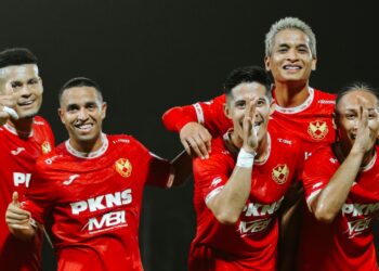 PEMAIN Selangor FC meraikan kemenangan 3-1 ke atas PDRM FC dalam aksi terakhir Liga Super 2023.
