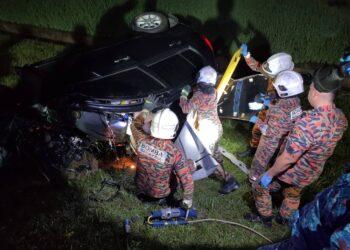 KEADAAN kemalangan melibatkan kereta jenis Perodua MyVi dan BMW yang mengorbankan dua mangsa dalam kejadian di Jalan Permatang Baru, Kepala Batas, Pulau Pinang, Sabtu lalu.