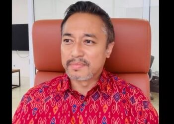 "SEKARANG ini DAP, melakukan serangan ideologi kepada kita sebab mereka mahu kita menerima cara hidup mereka ke atas kita dan ini yang tidak boleh diterima.” - Isham Jalil