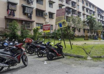 OPERASI mencari bukti kes bunuh Zayn Rayyan diteruskan pada hari ketujuk dikawasan sekitar kediaman Blok R, Apartmen Idaman, Damansara Damai hari ini.