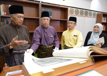 INSTITUT Kefahaman Islam Malaysia (IKIM) mempersembahkan koleksi khas Tamadun Islam yang pertama kali diperoleh pada 2008 sempena penamaan Kuala Lumpur sebagai Ibu Kota Buku Dunia untuk 2020 oleh Pertubuhan Pendidikan, Sains dan Kebudayaan Pertubuhan Bangsa-Bangsa Bersatu (UNESCO).