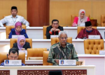 A. SIVANESAN pada Persidangan Dewan Undangan Negeri Perak di Bangunan Perak Darul Ridzuan di Ipoh - UTUSAN/MUHAMAD NAZREEN SYAH MUSTHAFA