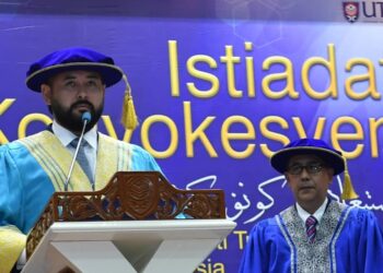 Tunku Ismail Sultan Ibrahim mengistiharkan pembukaan istiadat Konvokesyen Universiti Tun Hussein Onn Malaysia (UTHM) ke 23 di Dewan Sultan Ibrahim Kampus Induk, Batu Pahat.