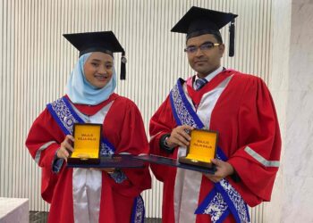 Penerima Anugerah Diraja - Putri Mahani Sunardi, Sarjana Muda Pengurusan Pertahanan dan Keselamatan Pertahanan & Muhammad Farhan Ismail, Sarjana Muda Sains Sosial, Bahasa dan Komunikasi Silang Budaya