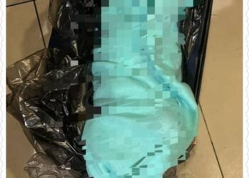 MAYAT bayi yang ditemukan dalam tong sanitasi di sebuah pusat beli-belah di Kota Kinabalu, Sabah.