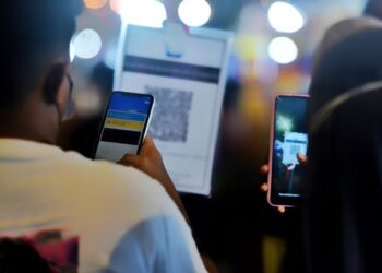 KEGAGALAN melaporkan status jangkitan Covid-19 menyebabkan Pejabat Kesihatan Daerah tidak dapat memantau pesakit dan memberikan ubat antiviral Paxlovid sehingga mereka tidak dapat dirawat lebih awal.