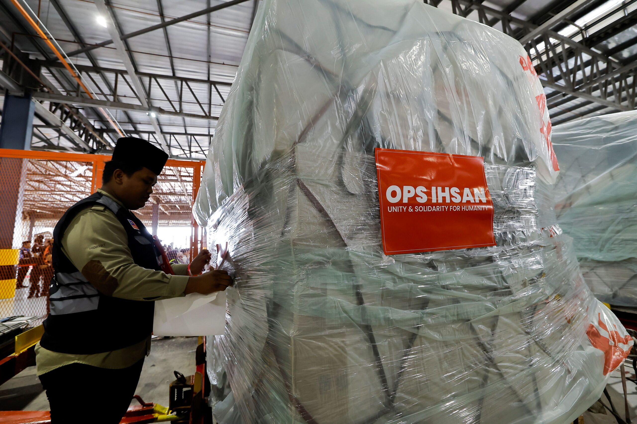 200 tan bantuan dihantar ke Gaza guna kapal bulan depan