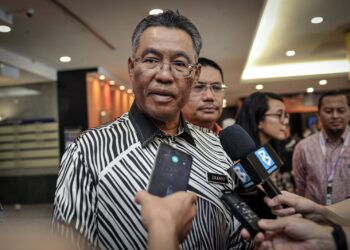 ZULKAPLI Mohamed pada majlis mendaftarkan diri dengan Identiti Digital ID di bangunan Jabatan Perkhidmatan Awam, Putrajaya. - UTUSAN/FAIZ ALIF ZUBIR