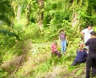 LOKASI mayat mangsa dengan kesan tetakan ditemukan di sebuah ladang di Kampung Ulu Bambangan, Membakut, Sabah.