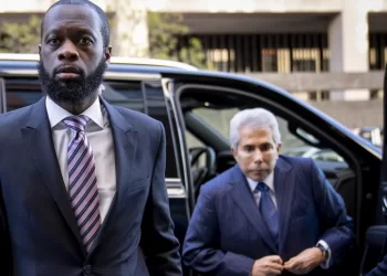 Pras Michel ketika tiba di Mahkamah Washington bagi memberi keterangan mengenai wang yang diterimanya dari Jho Low. -AGENSI