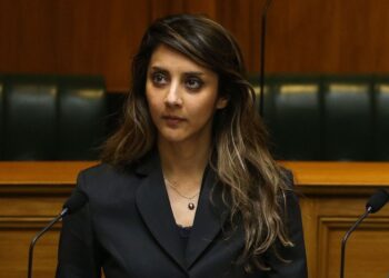 GOLRIZ GHAHRAMAN