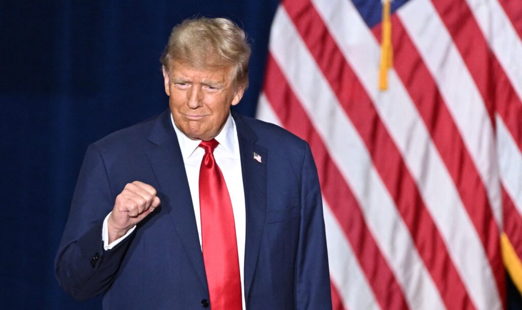 Trump janji tambah 10,000 ejen sempadan jika menang pilihan raya Trump janji tambah 10,000 ejen sempadan jika menang pilihan raya