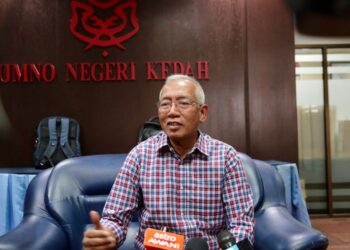 MAHDZIR KHALID