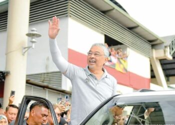 AL-SULTAN Abdullah Ri’ayatuddin Al-Mustafa Billah Shah berjaya mengemudi negara sepanjang tempoh lima tahun ini dengan kebijaksanaan dan ketelitian dalam membuat keputusan penting menyelamatkan Malaysia daripada perebutan kuasa politik.