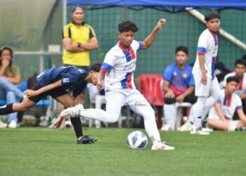 ANTARA pasukan yang menyertai Kejohanan Liga Bola Sepak Remaja bagi kategori umur bawah 16 tahun November lalu.