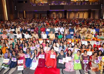 AHMAD Zahid Hamidi dalam Majlis Ponggal Perpaduan 2024 di Pusat Konvensyen IRDKL, Shah Alam, Selangor, semalam.
– UTUSAN/SADDAM YUSOFF
