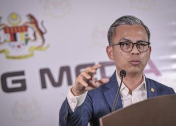 FAHMI FADZIL