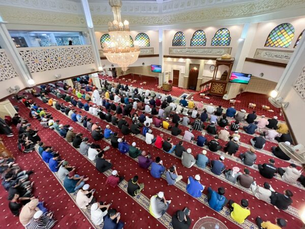 Alif Satar ajak subuh berjemaah di masjid, esok