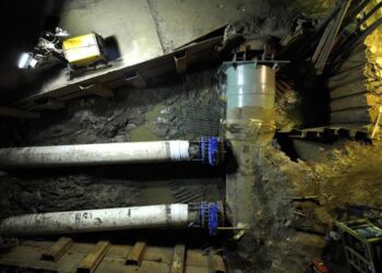 KERA-kerja lencongan di tapak untuk menyambungkan dua saluran paip berukuran 600 milimeter (mm) baharu di Sungai Perai, Pulau Pinang telah disiapkan awal pagi hari ini.