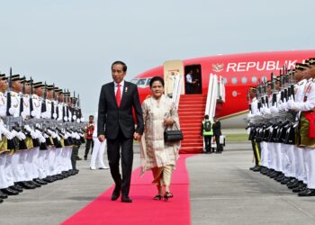 APABILA Jokowi dipilih sebagai presiden, beliau dijulang sebagai reformis demokratik. – JABATAN
PENERANGAN