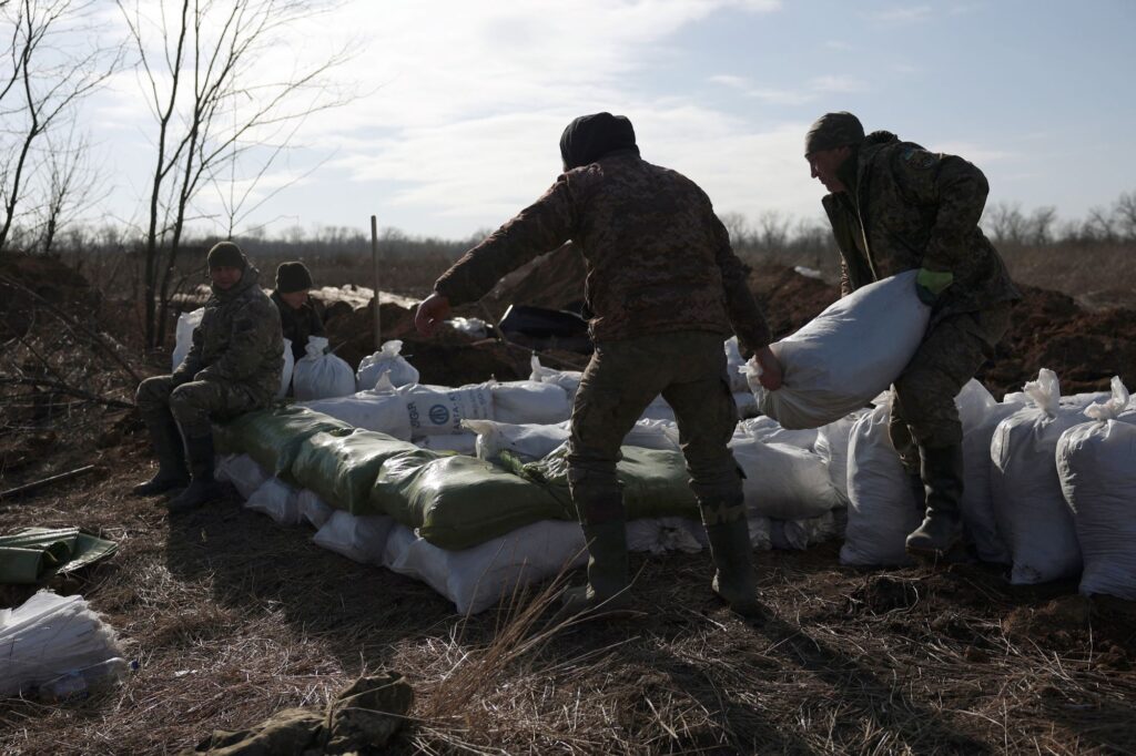 Ukraine rayu lebih banyak senjata untuk tenteranya