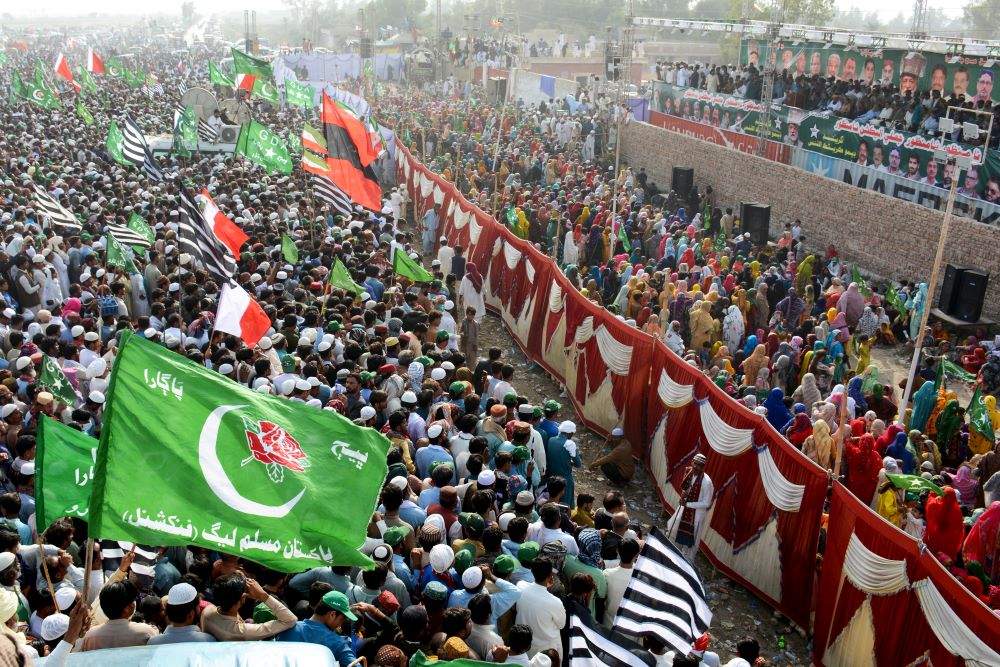 Dua parti utama Pakistan capai perjanjian bentuk kerajaan campuran