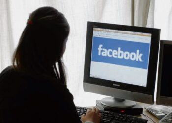 WALAUPUN kebebasan bersuara dan meluahkan pendapat adalah sebahagian daripada prinsip hak asasi tetapi ia masih boleh disekat sekiranya menggugat keselamatan Persekutuan, hubungan baik dengan negara lain, ketenteraman awam atau prinsip moral.