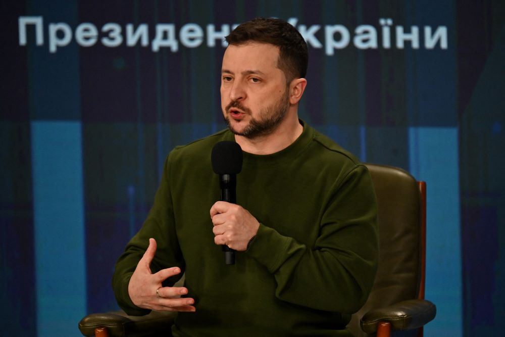 Zelensky beri amaran jutaan orang akan terbunuh tanpa bantuan AS