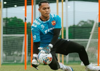 AZIM Al Amin bersedia untuk menjadi penjaga gol nombor satu Selangor FC biarpun bakal berdepan saingan sengit tiga pencabar lain.