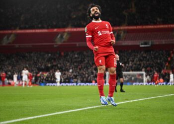 Al-Ittihad merancang kembali dengan bidaan sekitar 235 juta pound (RM1.2 bilion) untuk mendapatkan tandatangan Mohamed Salah yang tidak diragui antara pemain terbaik dunia. - AFP