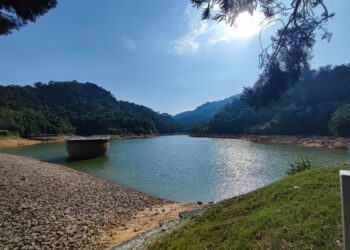 PBAPP memerlukan bantuan SPAN untuk melaksanakan operasi pembenihan awan bagi meningkatkan kapasiti empangan Air Itam di Pulau Pinang.UTUSAN/IQBAL HAMDAN