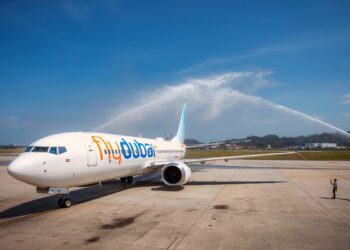 PESAWAT milik syarikat penerbangan UAE, Flydubai diberi sambutan tradisi iaitu semburan air ketika tiba buat kali pertama di LTAPP, Pulau Pinang