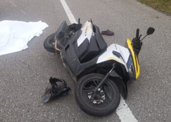 MANGSA maut di tempat kejadian dalam kemalangan di Simpang Tiga Kuala Pegang di Jalan Kulim-Baling-Gerik di Baling.