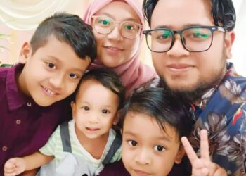 GAMBAR  suami isteri dan dua anaknya yang maut dalam nahas 
di Kilometer 76.5, Jalan Kota Bharu-Gua Musang dekat Kampung Pahi, Kuala Krai, Kelantan semalam.