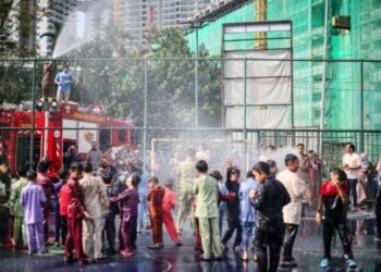 INDIVIDU yang tidak berkhatan mempunyai risiko lebih tinggi untuk mendapat jangkitan saluran kencing.