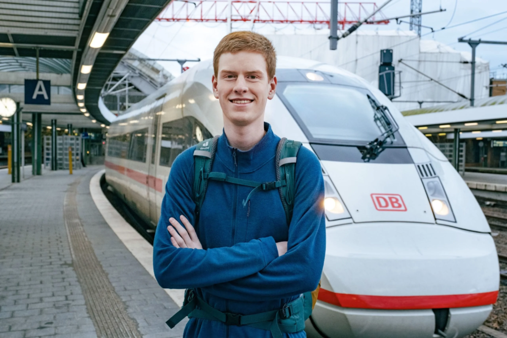 Remaja Jerman hidup nomad dalam tren