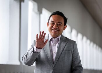 Wan Saiful Wan Jan  menghadiri perbicaraan kes rasuah dan penggubahan wang haram berhubung projek Jana Wibawa di Mahkamah Sesyen Kuala Lumpur, hari ini. - UTUSAN/MUHAMAD IQBAL ROSL