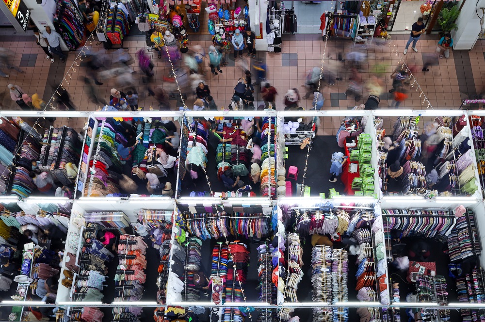 Orang kaya pun berhutang, inikan yang miskin?