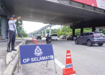 JUMLAH kematian disebabkan kemalangan jalan raya pada 2023 merekodkan 6,443 orang sekali gus menjadi angka tertinggi dalam tempoh 
lima tahun.