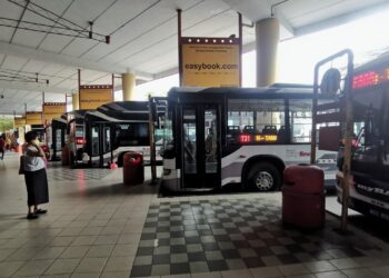SEBANYAK 90 buah bas baharu termasuk 10 buah bas elektrik akan disediakan dalam perkhidmatan MyBas di Negeri Sembilan bermula bulan Julai ini.-UTUSAN/MOHD. SHAHJEHAN MAAMIN.
