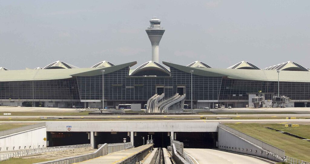 Lanjutkan pemberian subsidi tiket penerbangan kepada tujuh hari