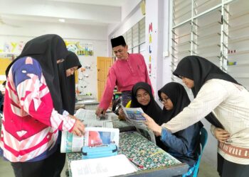 SEKOLAH diseru langgan akhbar berbahasa Melayu perkasa bahasa Melayu murid.