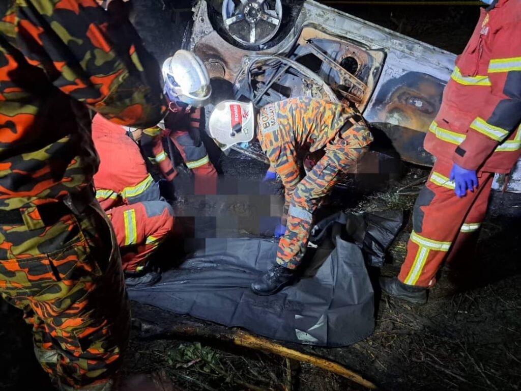 Lelaki rentung dalam kebakaran kereta terbabas