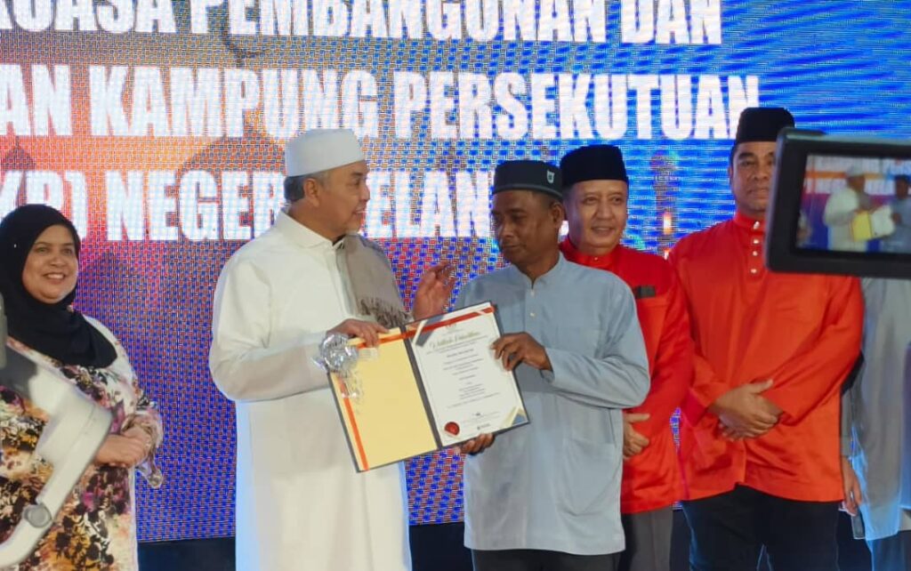 UMNO fokus kerjasama Kerajaan Madani, enggan fikir MN